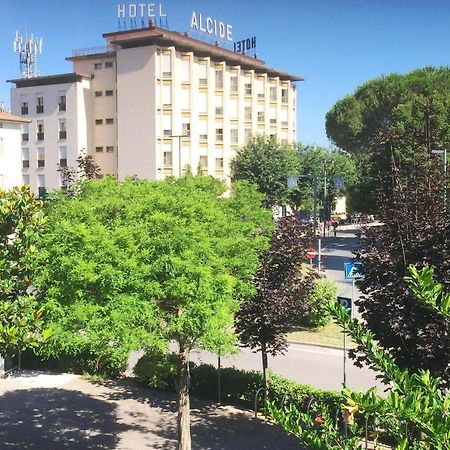 Hotel Ristorante Alcide Poggibonsi Exterior photo